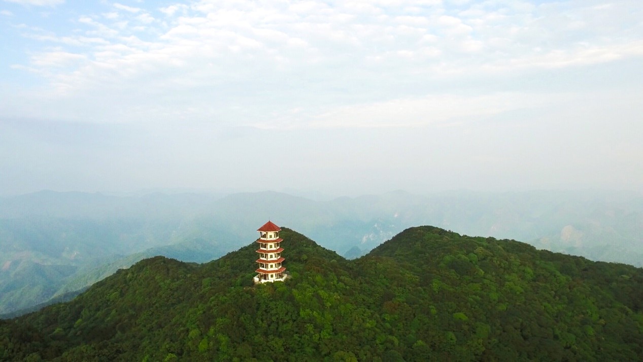 岑王老山1.jpg